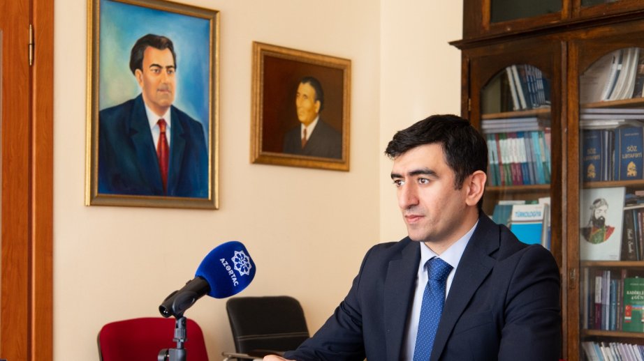 Ədəbiyyat İnstitutunun direktor müavini: Rəqəmsal mühit bizim üçün də qaçılmaz reallıqdır  MÜSAHİBƏ