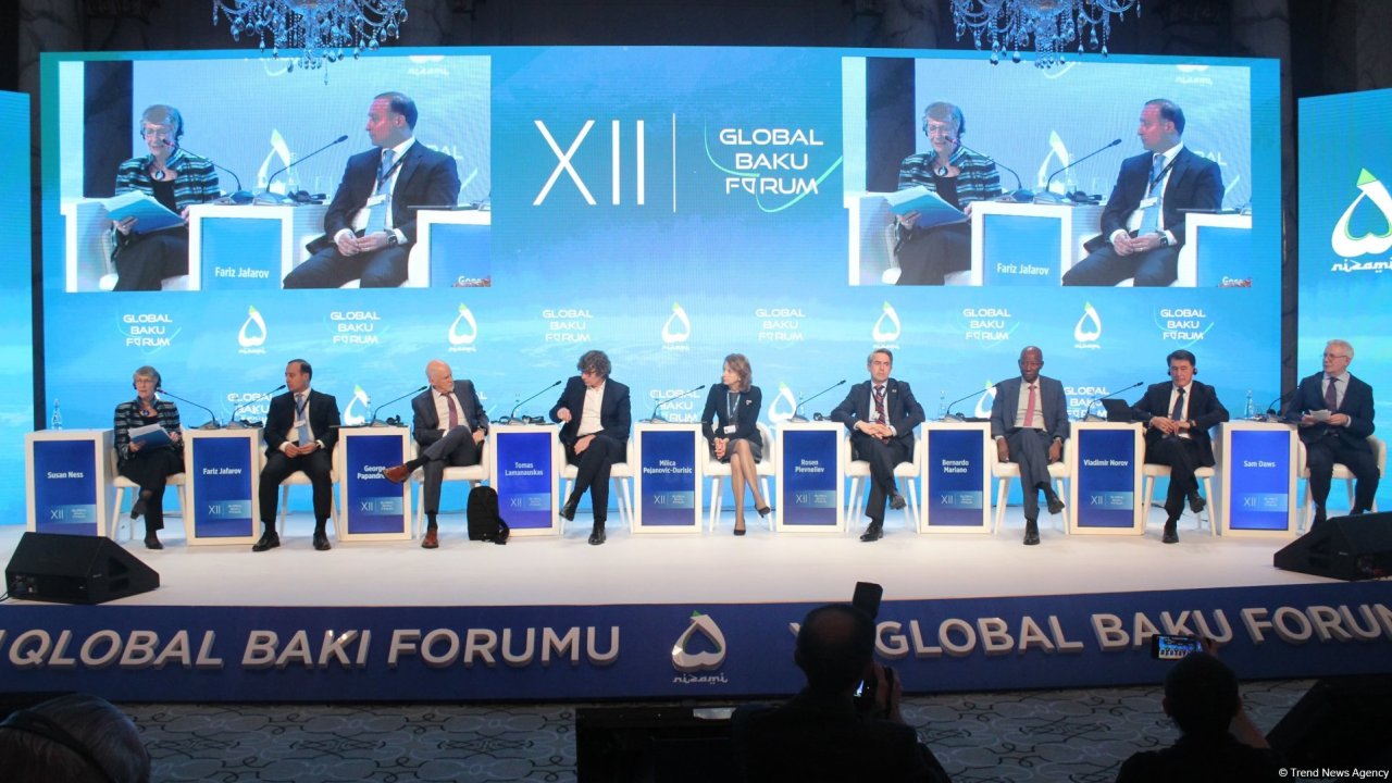 Global Baku Forum hosts panel discussion on "New Technologies for New World" PHOTO