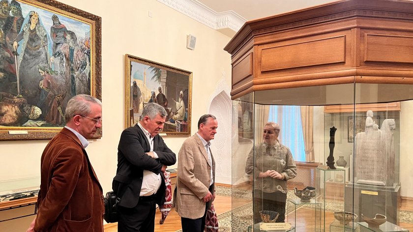 Görkəmli Danimarka şairi Nils Hav Ədəbiyyat Muzeyinin qonağı olub