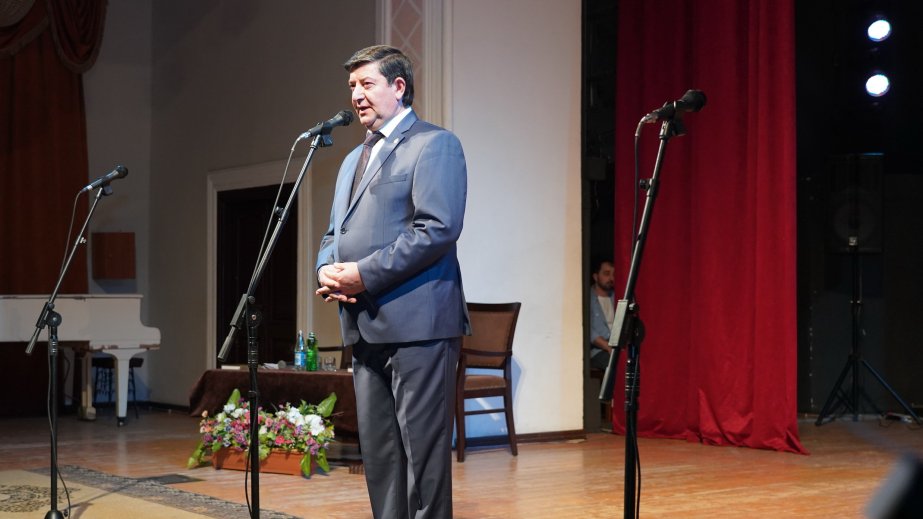 Aşıq sənətinin görkəmli nümayəndəsi Əli Quliyevin 75 illiyi qeyd edilib