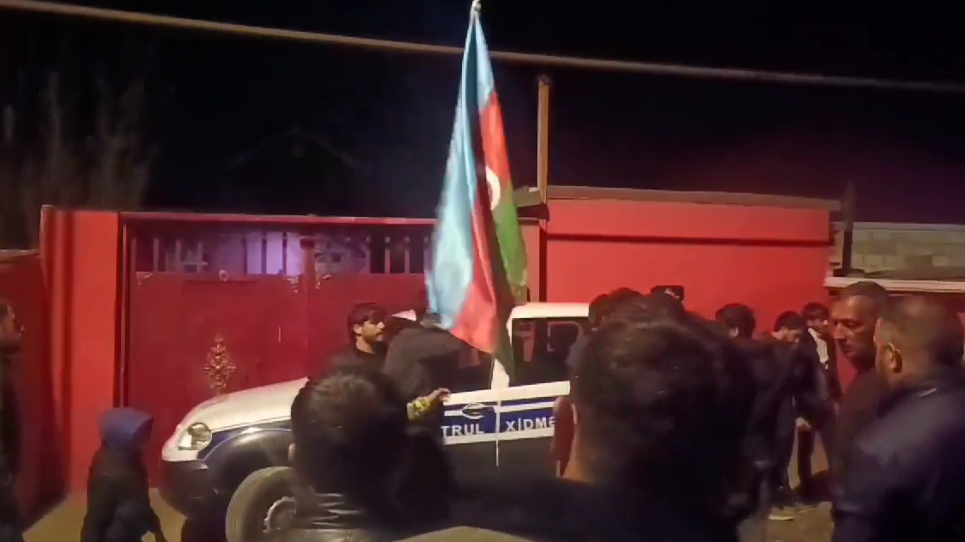 Gədəbəydə qar uçqununda həlak olan əsgərin nəşi ailəsinə təhvil verilib (FOTO/VİDEO)