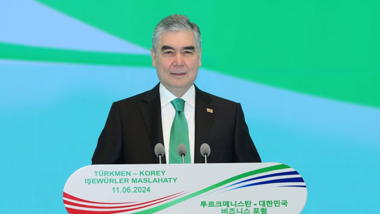 Qurbanqulu Berdiməhəmmədov Prezident İlham Əliyevi təbrik edib