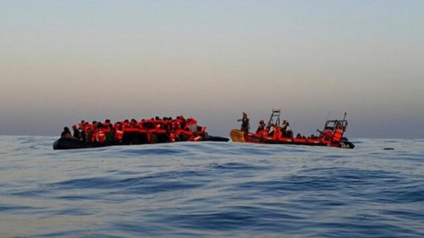 Türkiyə sahillərində qanunsuz miqrantları daşıyan qayıq batıb