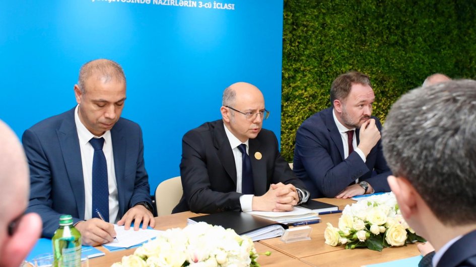 Azərbaycan və Aİ arasında Xəzər dənizində enerji şirkətləri ilə həyata keçirilən layihələr müzakirə olunub