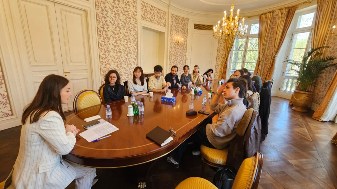 “Paris Science Po” institutunun tələbələri regiondakı reallıqlarla bağlı məlumatlandırılıblar