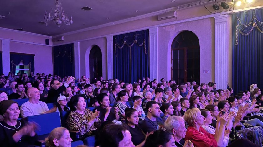 Ashgabat welcomes Uzeyir Hajibeyli’s classic “Arshin Mal Alan” with enthusiasm