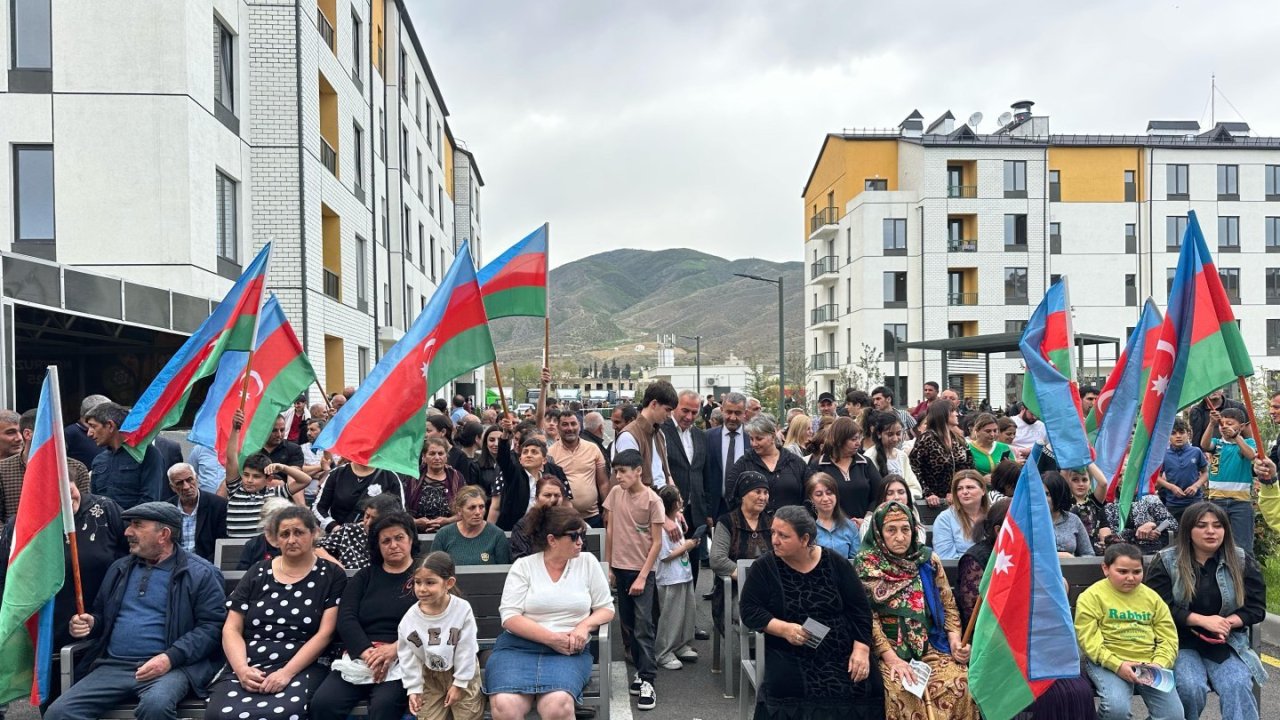 Suqovuşana daha 53 ailə köçürüldü (FOTO) (YENİLƏNİB)