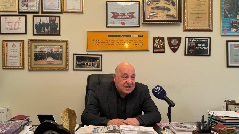 Çingiz Abdullayev: Kitablarımın hər biri maraqlı bir səyahətdir! - MÜSAHİBƏ