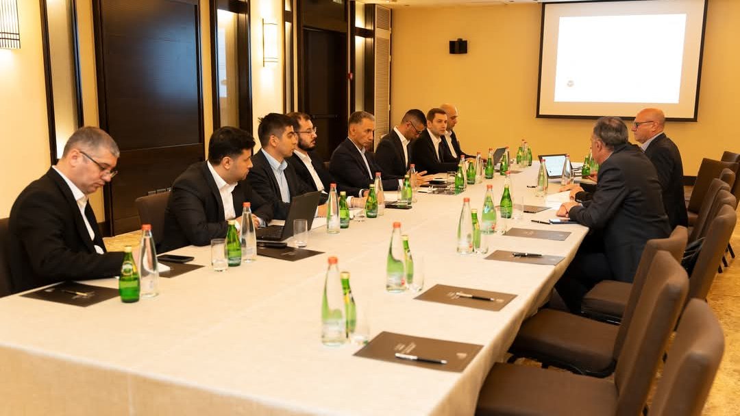 Azərbaycan İsrail şirkətləri ilə avtomobil və dəmiryolu nəqliyyatı sahəsində əməkdaşlıq imkanlarını dəyərləndirib