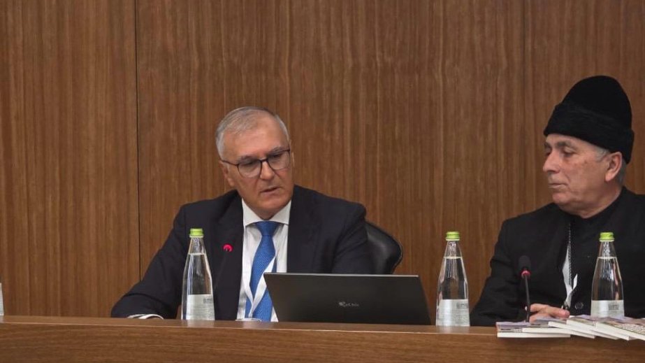 Fuad Axundov: Ermənistan Azərbaycanın tarixi abidələrini dağıtmaqla həm də anti-xristian siyasəti aparır