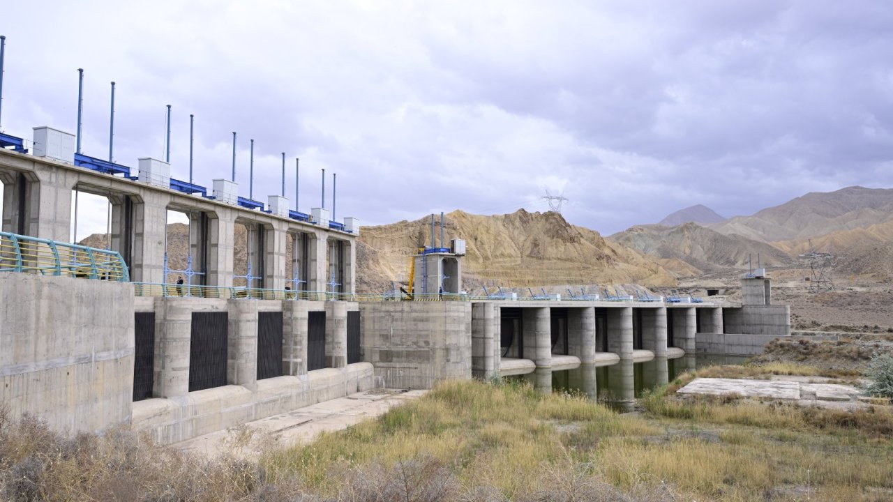 Azerbaijani, Iranian delegations weigh up construction progress on Ordubad-Marazad HPP