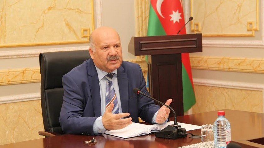 Cahangir Zeynalov Adanada teatr yaradıb, Azərbaycana gətirilsin, sənəd məbədimizdə dava-dalaş gedir – Deputat