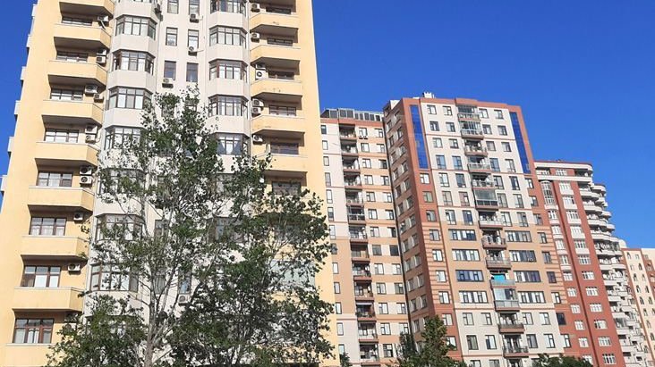 Mənzilin kvadratına minimum nə qədər vəsaitin ödənilməsi müəyyən edilməlidir – Deputatdan təklif