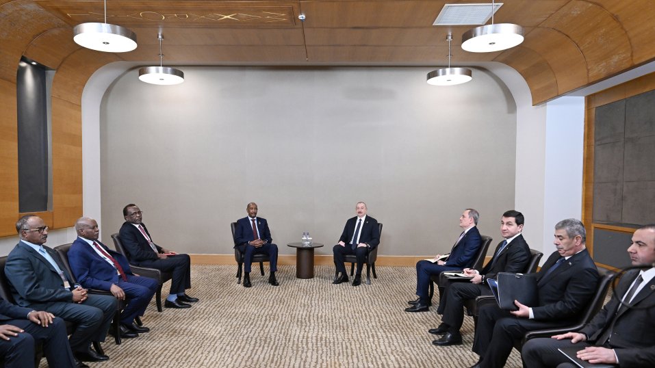 Prezident İlham Əliyevin Antalyada Sudanın Suveren Keçid Şurasının Sədri ilə görüşü olub (FOTO/VİDEO) (YENİLƏNİB)