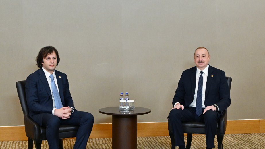 Prezident İlham Əliyev Antalyada Gürcüstanın Baş naziri İrakli Kobaxidze ilə görüşüb (FOTO/VİDEO) (YENİLƏNİB)