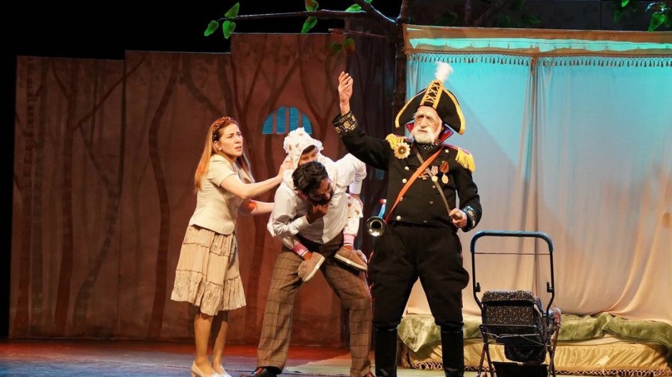 Şəki Dövlət Dram Teatrında polşalı dramaturqun əsəri səhnələşdirilib