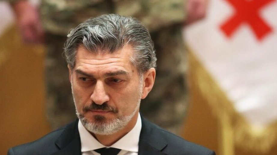 Gürcüstanda xarici qrantları qadağan edən qanun qüvvəyə minib