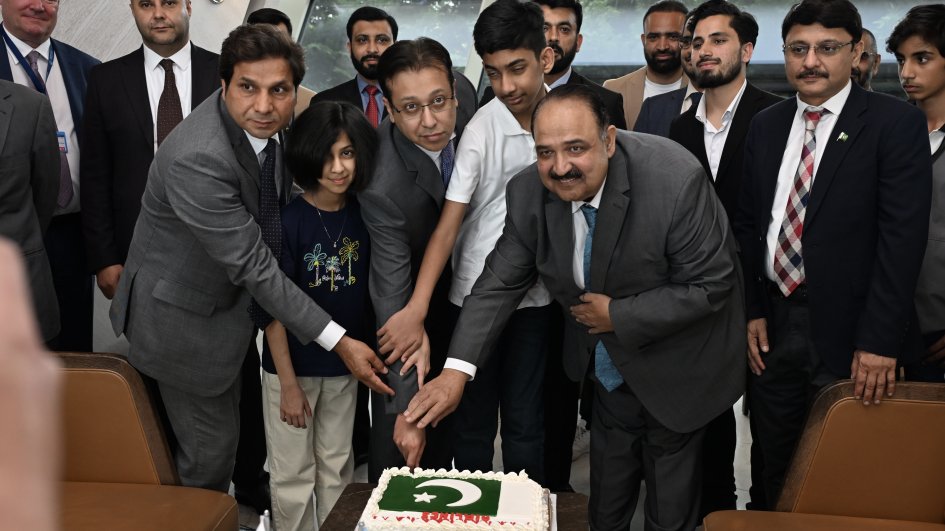 Lahor-Bakı birbaşa aviareysi üzrə ilk uçuş həyata keçirilib