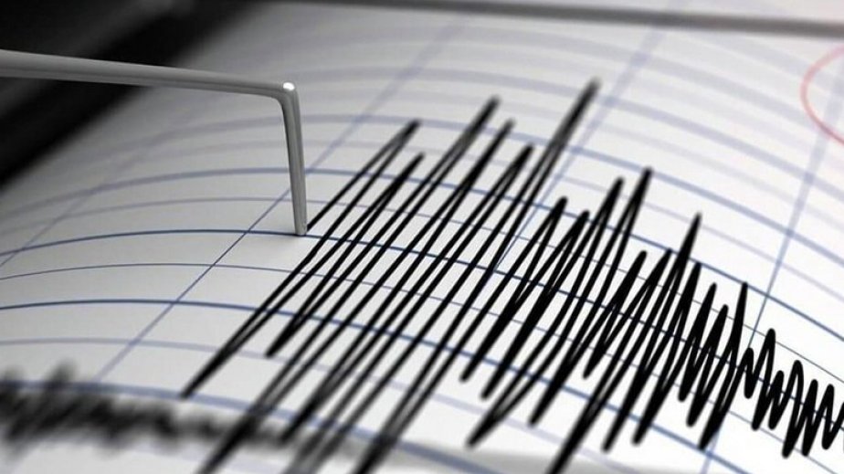 Earthquake of magnitude 6.2 jolts Istanbul