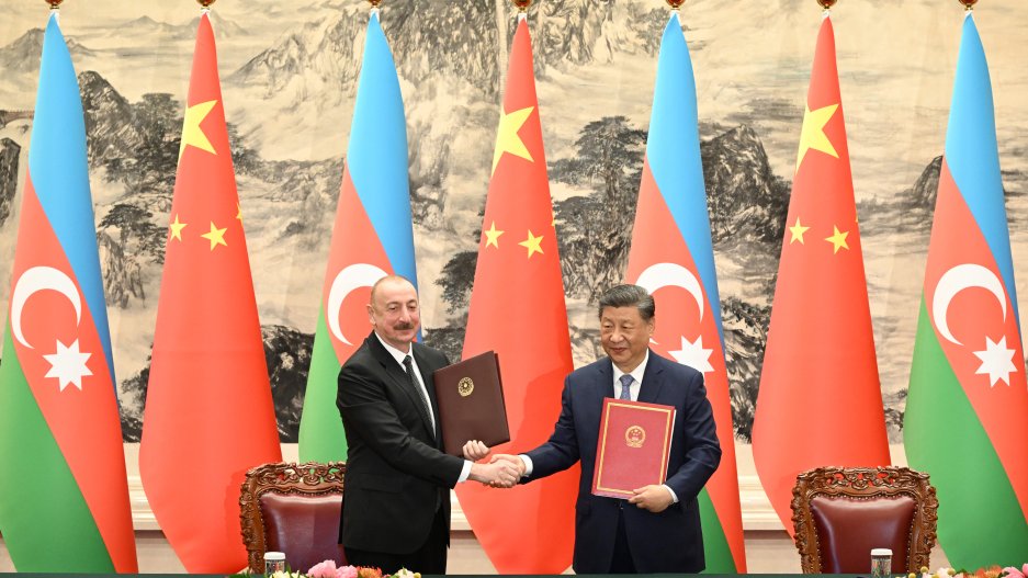 Azərbaycan ilə Çin arasında hərtərəfli strateji tərəfdaşlıq əlaqələrinin qurulması haqqında Birgə Bəyanat imzalanıb