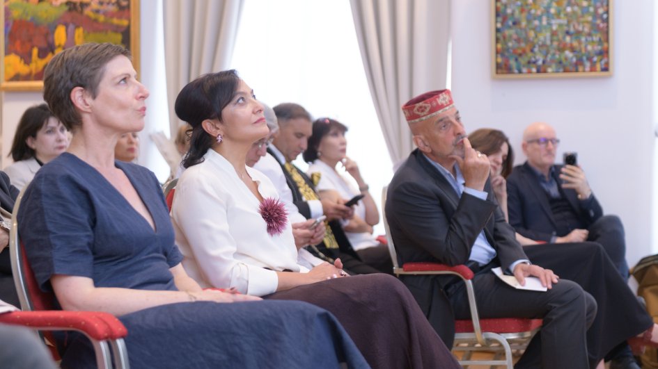 Vyanada Məhəmməd Əsəd bəyin xatirəsi anılıb