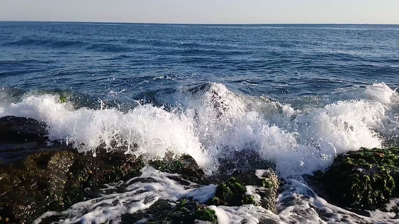 Dənizdə dalğanın hündürlüyü 3,7 metrə çatıb