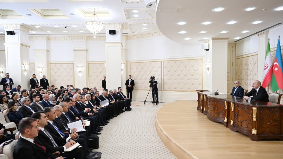 Iran ready to share its expertise with Azerbaijan across different fields - President Pezeshkian