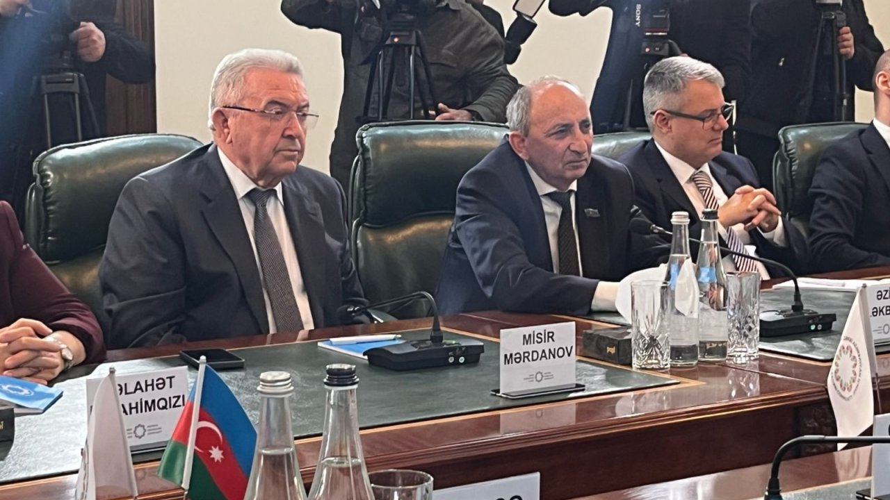 Qərbi Azərbaycan İcmasında indiki Ermənistan ərazisindən qovulmuş 300 minə yaxın əhali birləşir - Əziz Ələkbərli