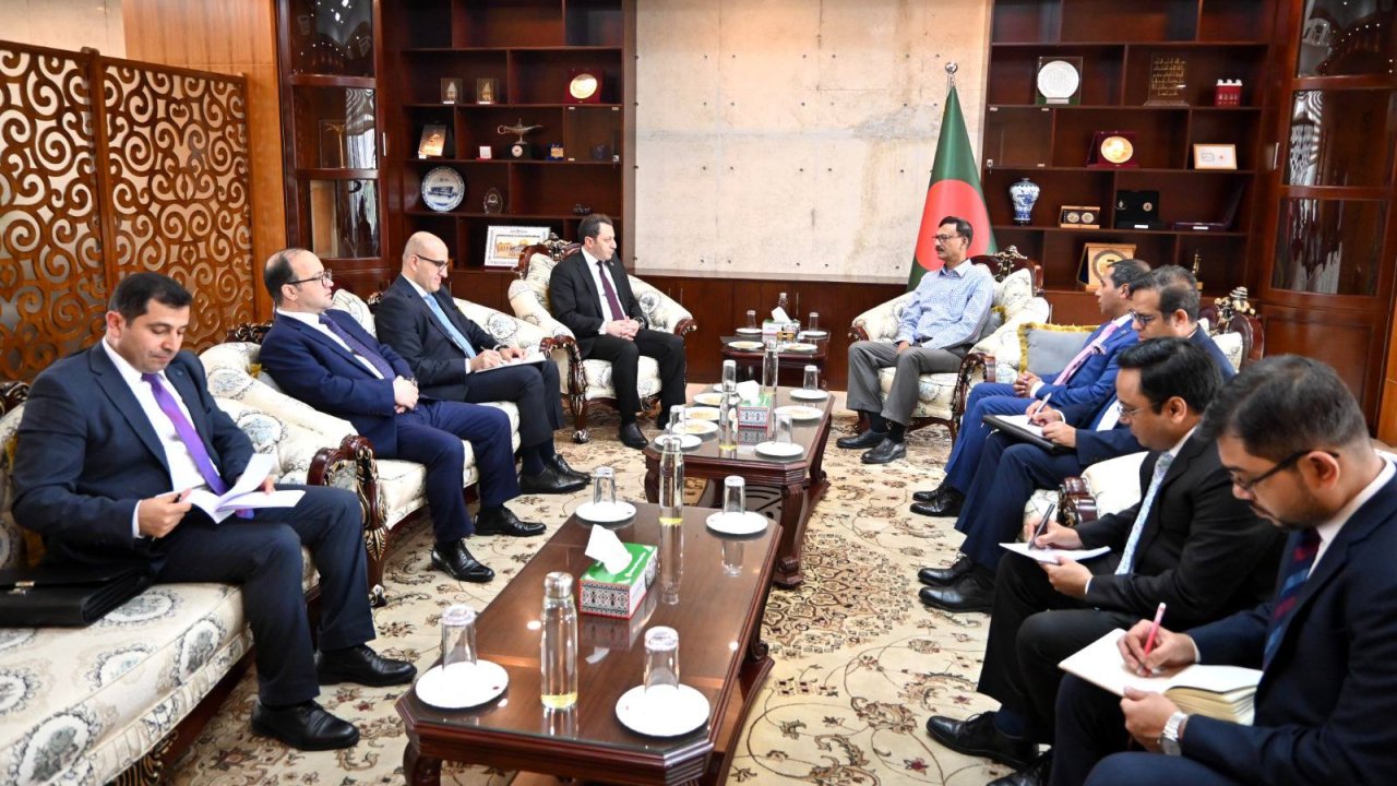 Bangladesh urges Azerbaijan to open embassy in Dhaka