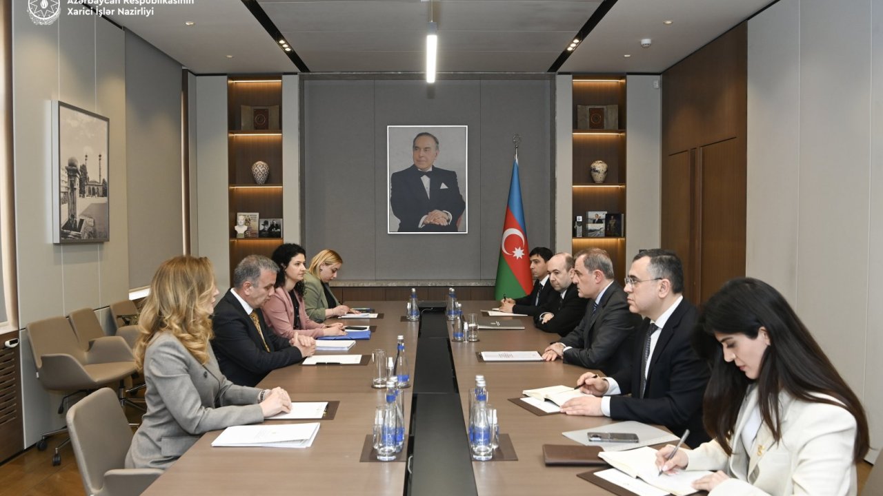 Azerbaijan, North Macedonia weigh up economic and trade cooperation opportunities