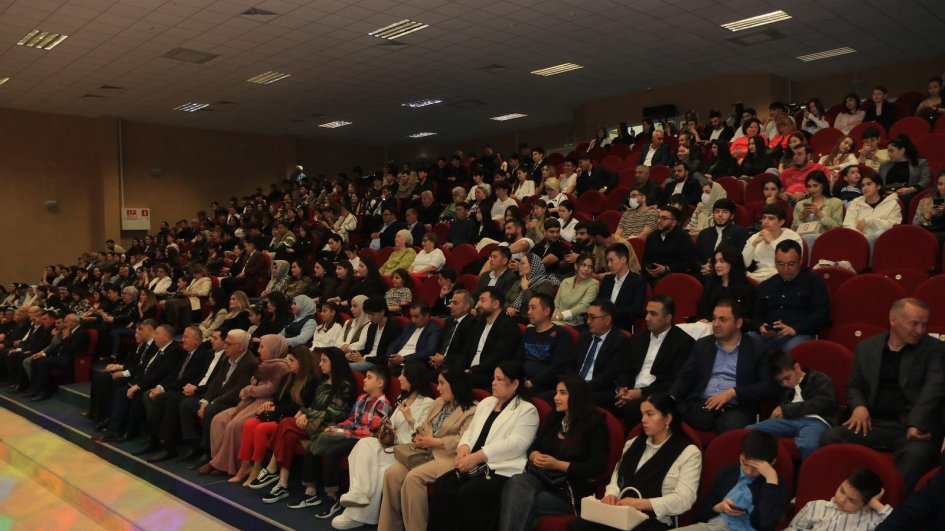 “Konstitusiya və Suverenlik İli” münasibətilə Qazaxıstanın Aktau şəhərində konsert təşkil olunub