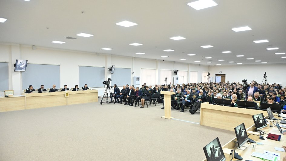 Laçın sakini olan zərərçəkmiş şəxs: İşğala qədər bizim kənd mütəmadi olaraq Ermənistan tərəfindən atəşə tutulurdu - MƏHKƏMƏ FOTO