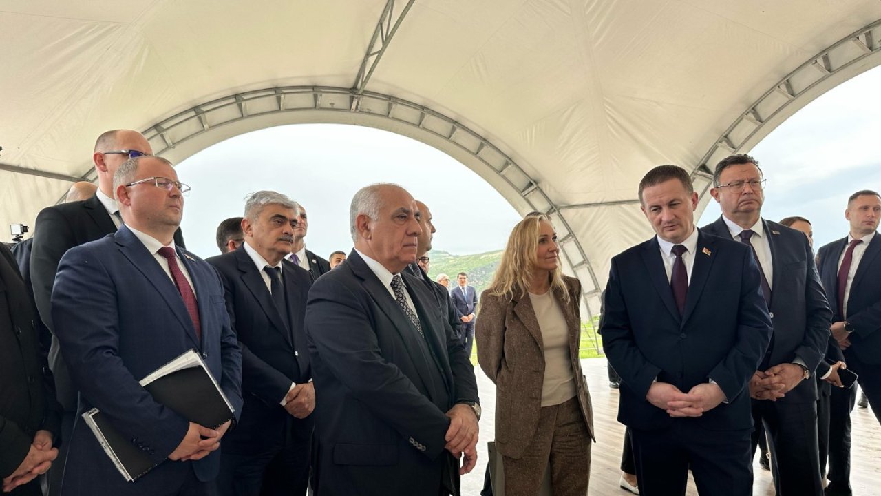 Belarusun Baş naziri Ağdamın Qızıl Kəngərli kəndində yaradılacaq aqrar şəhərcik barədə məlumatlandırılıb