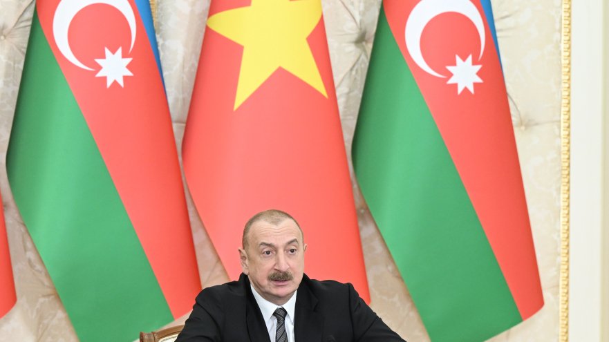 Prezident İlham Əliyev: Azərbaycanla Vyetnam arasında müxtəlif istiqamətlər üzrə çox ciddi əməkdaşlıq potensialı var (TAM BƏYANAT)