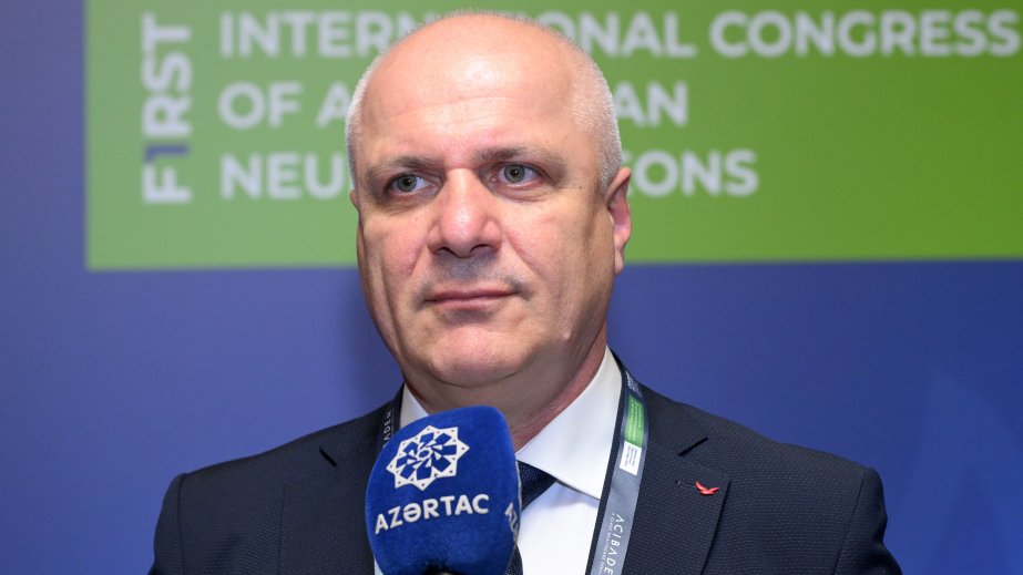 Neyrocərrah: Beynəlxalq konqres yeni bilik və tanışlıqlar qazanmaqda uğurlu platforma rolu oynayacaq