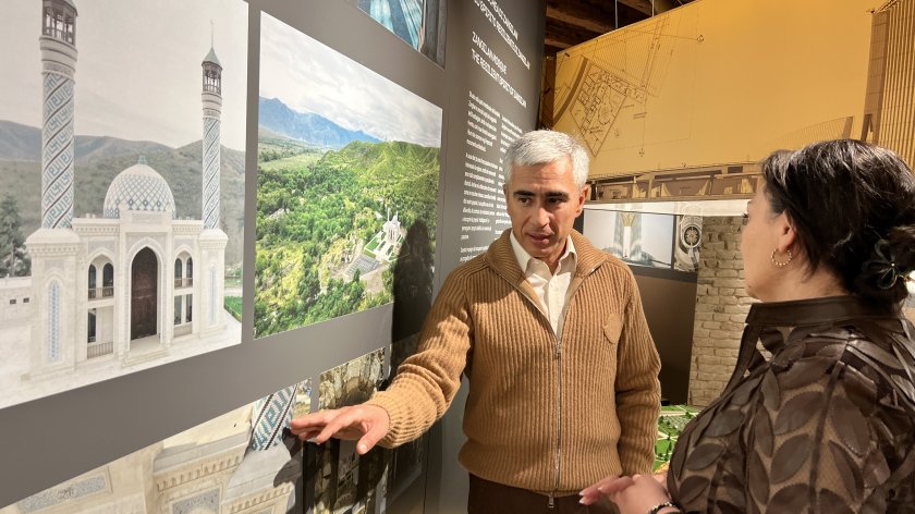 Qarabağa səfər edən avstraliyalı vəkil: Hər yerdə sürətli yenidənqurma işləri gedir