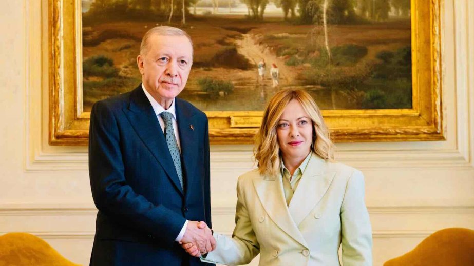 Rəcəb Tayyib Ərdoğan ilə Ciorcia Meloni arasında telefon danışığı olub