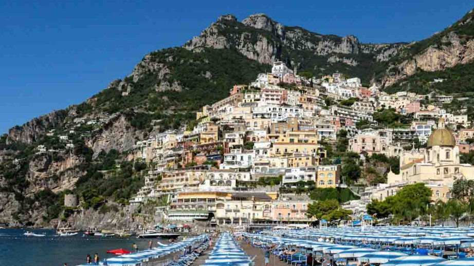 Yayda İtaliyaya 66 milyon turistin gəlməsi gözlənilir
