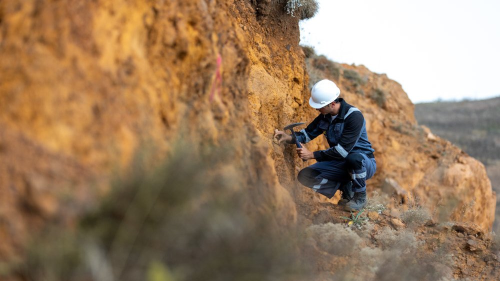 Azad olunmuş üç rayonda qara və əlvan metalların geoloji axtarışları aparılacaq