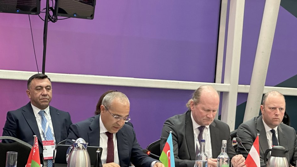 Azerbaijan`s Economy Minister attends sessions and meeting held as part of EBRD Annual Meeting