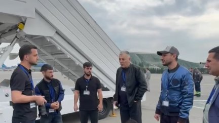 Milli Qəhrəman İqor Kşnyakinin qızlarının oxuduğu “Səma qəhrəmanları” mahnısına klip çəkilib