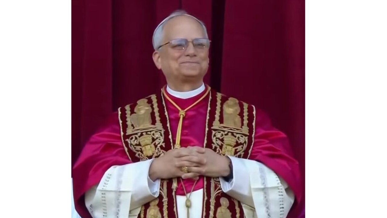 Roma Papası XIV Leonun uşaqlıq evi Çikaqoda hərraca çıxarılıb