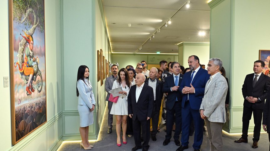 Heydar Aliyev Center hosts exhibition by renowned Brazilian sculptor and painter (PHOTO/VIDEO)