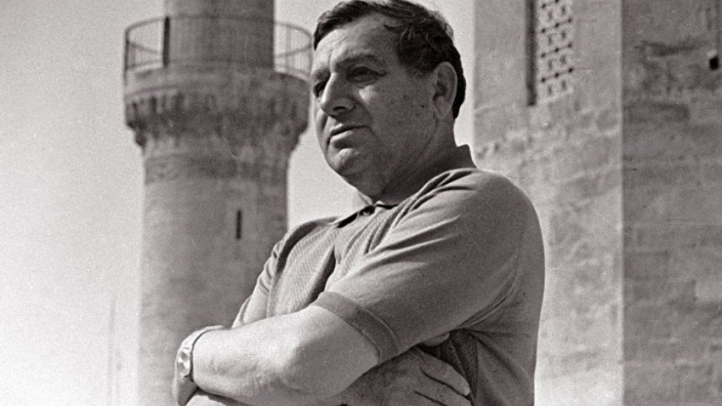 Bu gün Xalq Şairi Rəsul Rzanın doğum günüdür