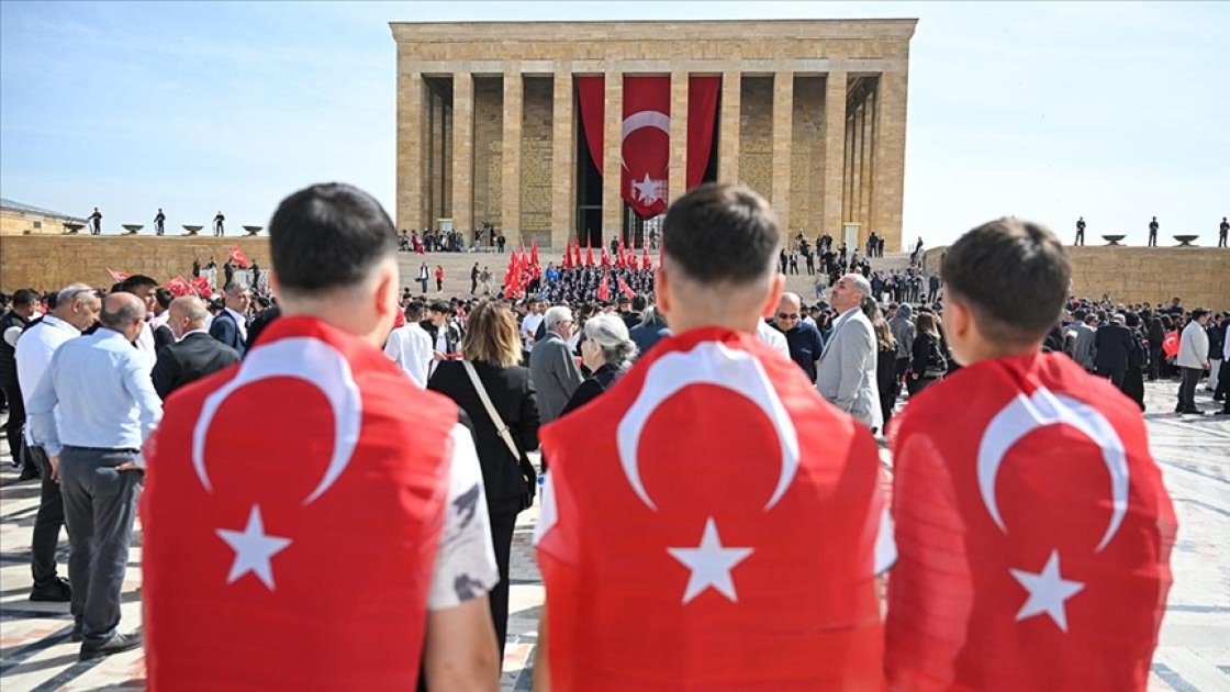 Türkiyədə milli azadlıq mübarizəsinin başlanmasının 106-cı ildönümü qeyd edilir