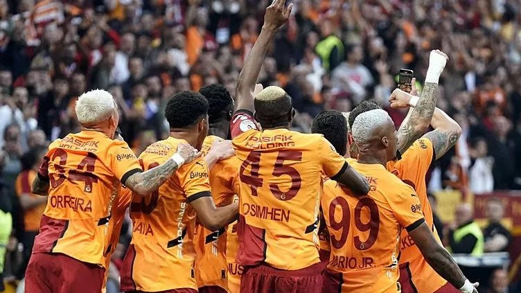 "Qalatasaray" Türkiyə çempionu oldu