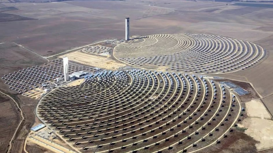 Alimlər avtomobil güzgüləri vasitəsilə günəş enerjisinin hasilatını 40 faiz ucuzlaşdırıblar