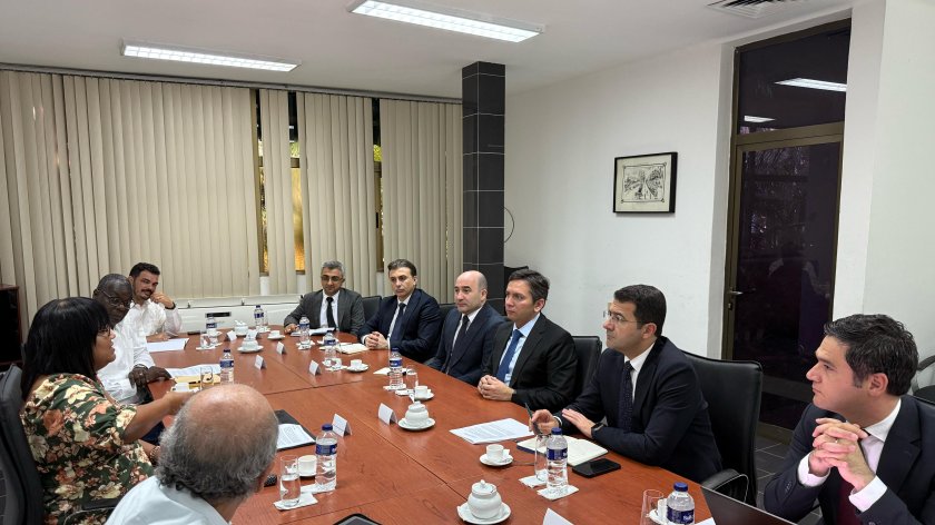 Azerbaijani delegation holds series of meetings in Cuba