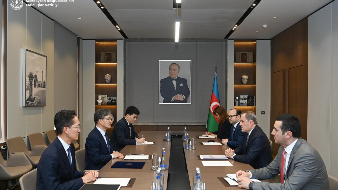 Koreyanın yeni təyin olunmuş səfiri Azərbaycana gəlib