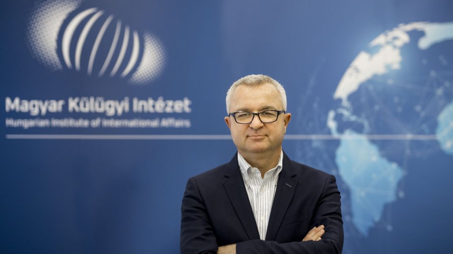 Macar ekspert: Zəngəzur dəhlizi milli maraqlar çərçivəsindən çıxaraq bütün türk birliyi üçün prioritetə çevrilir - MÜSAHİBƏ